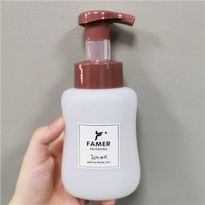 Fliexken tar-ragħwa tas-Sapun ta '300ml Kulur Trasparenti